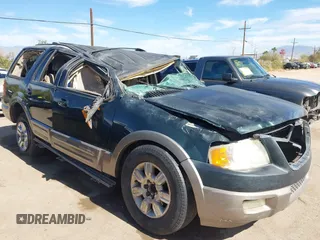 2004 Ford Expedition Eddie Bauer with VIN 1FMPU17L24LB32623, listed as a IAAI auction lot 41611070 with 1 mi miles. Bid and sale history available at carsss.com. Image 6.