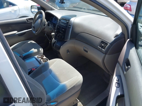 2006 Toyota Sienna CE with VIN 5TDZA23C56S452618, listed as a IAAI auction lot 41965413 with 133,253 mi miles and . Bid and sale history available at carsss.com. Image 5.