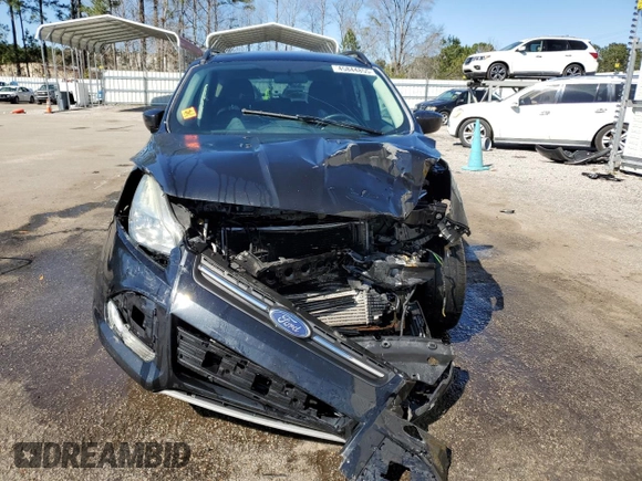 2015 Ford Escape SE with VIN 1FMCU0GX1FUB71115, listed as a Copart auction lot 45844855 with 101,404 mi miles and Clean Title. Bid and sale history available at DreamBid. Image 5.