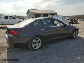 2013 BMW 5 Series 528i xDrive with VIN WBAXH5C50DD113275, listed as a Copart auction lot 50080735 with 128,872 mi miles and Clean Title. Bid and sale history available at carsss.com. Image 3.