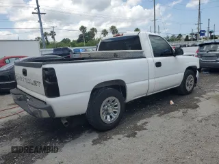 2005 Chevrolet Silverado 1500 Work Truck z VIN 1GCEC14X75Z329324, wystawiony jako Copart lot #57451585 z przebiegiem 132 425 mil mil oraz Szkoda całkowita • Salvage title. Historia ofert i sprzedaży dostępna na DreamBid. Obrazek 3.