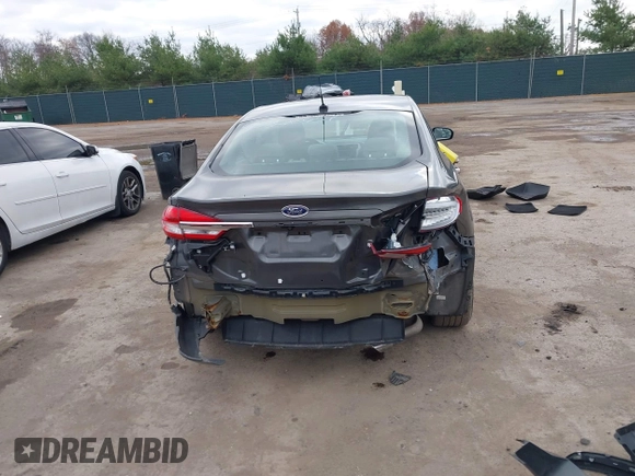 2017 Ford Fusion S with VIN 3FA6P0G78HR162713, listed as a IAAI auction lot 40820457 with 86,602 mi miles. Bid and sale history available at carsss.com. Image 17.
