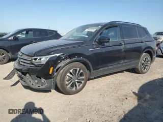 2023 Volkswagen Tiguan S z VIN 3VVRB7AX5PM092916, wystawiony jako Copart lot #52083855 z przebiegiem 43 707 mil mil oraz Szkoda całkowita • Salvage title. Historia ofert i sprzedaży dostępna na DreamBid. Obrazek 1.