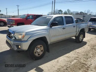 2015 Toyota Tacoma with VIN 5TFLU4EN0FX147058, listed as a Copart auction lot 47307995 with 77,080 mi miles and Salvage Title. Bid and sale history available at carsss.com. Image 1.