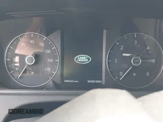 2018 Land Rover Range Rover Velar S с VIN SALYB2RN8JA770331, выставлен на аукционе IAAI как лот 42402894 с пробегом 98 432 миль миль и . История ставок и продаж доступна на DreamBid. Изображение 7.