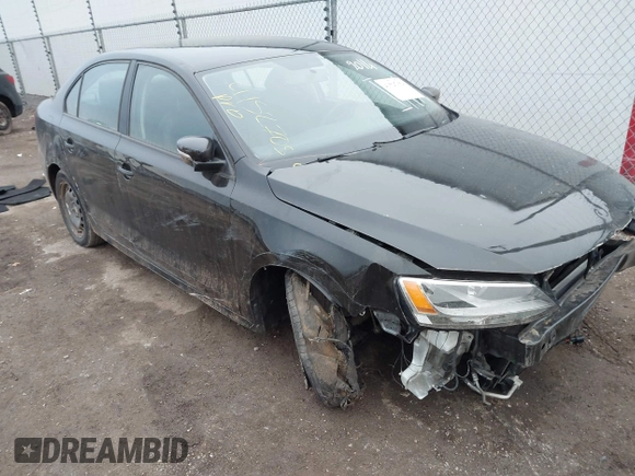 2012 Volkswagen Jetta SE с VIN 3VWDP7AJ9CM332014, выставлен на аукционе IAAI как лот 41527054 с пробегом 153 030 миль миль и . История ставок и продаж доступна на DreamBid. Изображение 1.