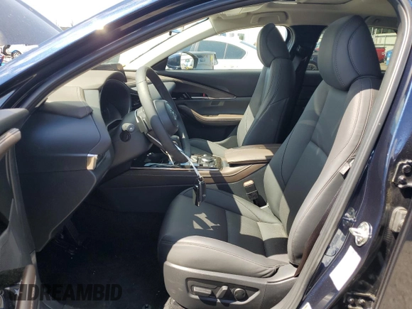 2025 Mazda CX-30 S Premium with VIN 3MVDMBDM5SM807451, listed as a Copart auction lot 56186075 with 379 mi miles and Salvage title. Bid and sale history available at DreamBid. Image 7.