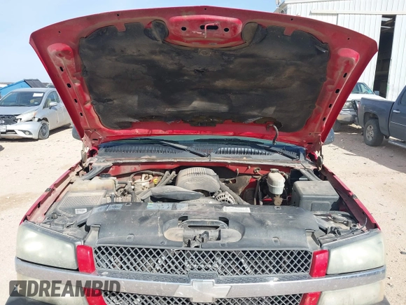 2003 Chevrolet Silverado 1500HD LS z VIN 1GCGC13U83F238531, wystawiony jako IAAI lot #41809747 z przebiegiem 316 028 mil mil oraz . Historia ofert i sprzedaży dostępna na DreamBid. Obrazek 10.