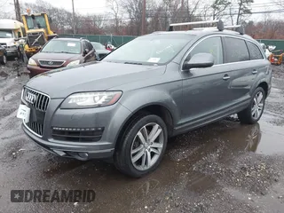 2015 Audi Q7 3.0T Premium Plus with VIN WA1LGAFE7FD013891, listed as a IAAI auction lot 41819325 with 999,999 mi miles. Bid and sale history available at carsss.com. Image 16.
