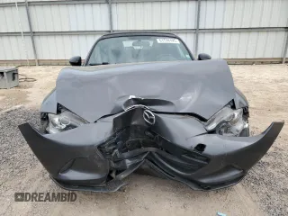 2016 Mazda MX-5 Miata Club z VIN JM1NDAC73G0103805, wystawiony jako Copart lot #51724195 z przebiegiem 76 522 mil mil oraz Szkoda całkowita • Salvage title. Historia ofert i sprzedaży dostępna na DreamBid. Obrazek 5.
