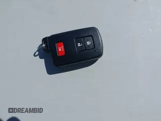2023 Toyota Tacoma SR5 z VIN 3TMDZ5BN1PM163714, wystawiony jako IAAI lot #41814446 z przebiegiem 14 069 mil mil oraz . Historia ofert i sprzedaży dostępna na DreamBid. Obrazek 11.