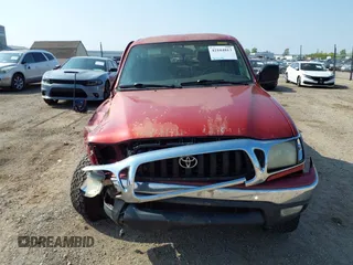 2004 Toyota Tacoma PreRunner z VIN 5TEGN92N94Z439622, wystawiony jako IAAI lot #42104813 z przebiegiem 343 675 mil mil oraz . Historia ofert i sprzedaży dostępna na DreamBid. Obrazek 12.