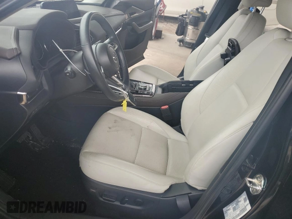 2021 Mazda CX-30 Premium with VIN 3MVDMADL1MM319019, listed as a Copart auction lot 54258605 with 35,538 mi miles and Salvage title. Bid and sale history available at DreamBid. Image 7.