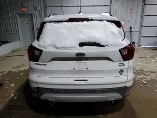 2019 Ford Escape SEL with VIN 1FMCU9HD8KUC42717, listed as a Copart auction lot 88324305 with 101,279 mi miles and Salvage Title. Bid and sale history available at DreamBid. Image 6.