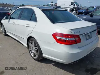 2011 Mercedes-Benz E-Class E 350 Luxury with VIN WDDHF5GB9BA279117, listed as a IAAI auction lot 41934443 with 63,014 mi miles. Bid and sale history available at carsss.com. Image 3.