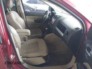 2014 Jeep Compass Sport with VIN 1C4NJCBA8ED821891, listed as a IAAI auction lot 41908178 with 178,772 mi miles. Bid and sale history available at carsss.com. Image 5.
