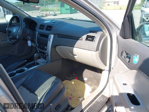 2010 Mercury Milan Premier with VIN 3MEHM0JG9AR601426, listed as a IAAI auction lot 42553308 with 125,802 mi miles and . Bid and sale history available at DreamBid. Image 5.