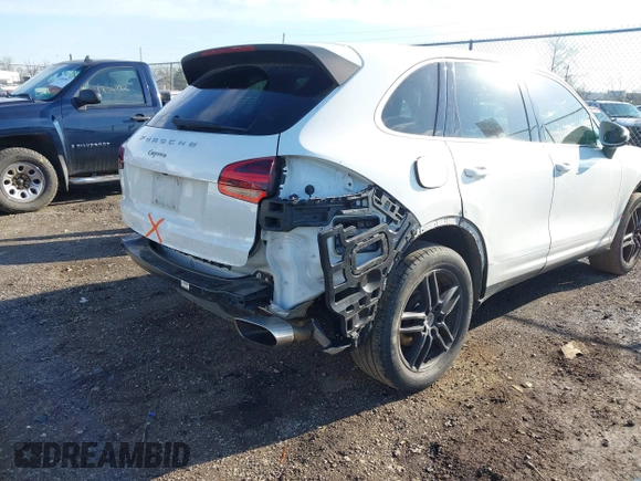 2016 Porsche Cayenne with VIN WP1AA2A20GKA36068, listed as a IAAI auction lot 41828945 with 86,938 mi miles. Bid and sale history available at carsss.com. Image 6.