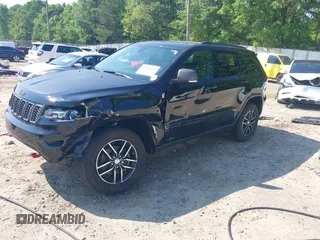 2017 Jeep Grand Cherokee Trailhawk with VIN 1C4RJFLG4HC940652, listed as a IAAI auction lot 42135489 with 102,593 mi miles and . Bid and sale history available at DreamBid. Image 18.