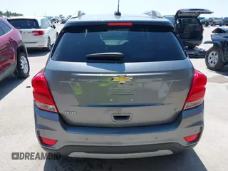2020 Chevrolet Trax LT z VIN 3GNCJLSB4LL336176, wystawiony jako IAAI lot #42196500 z przebiegiem 54 545 mil mil oraz . Historia ofert i sprzedaży dostępna na DreamBid. Obrazek 16.