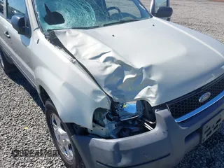 2004 Ford Escape XLT с VIN 1FMYU03154KB49571, выставлен на аукционе IAAI как лот 42055325 с пробегом 213 680 миль миль и . История ставок и продаж доступна на DreamBid. Изображение 17.