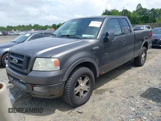 2004 Ford F-150 XLT with VIN 1FTPX14564FA10556, listed as a IAAI auction lot 42172124 with 283,626 mi miles and . Bid and sale history available at carsss.com. Image 2.
