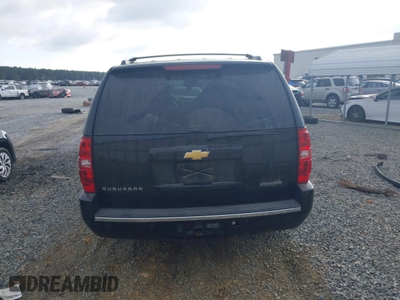 2014 Chevrolet Suburban LTZ with VIN 1GNSCKE05ER105566, listed as a IAAI auction lot 40762562 with 191,055 mi miles and . Bid and sale history available at DreamBid. Image 16.