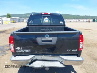 2017 Nissan Frontier Pro-4X with VIN 1N6AD0EV1HN733442, listed as a IAAI auction lot 42646495 with 80,124 mi miles and . Bid and sale history available at DreamBid. Image 17.