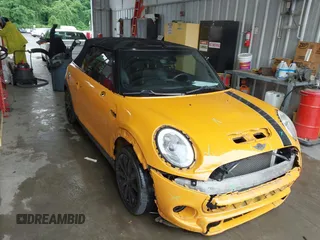 2017 MINI Convertible Cooper S with VIN WMWWG9C31H3C81428, listed as a IAAI auction lot 42192920 with 75,861 mi miles and . Bid and sale history available at DreamBid. Image 1.