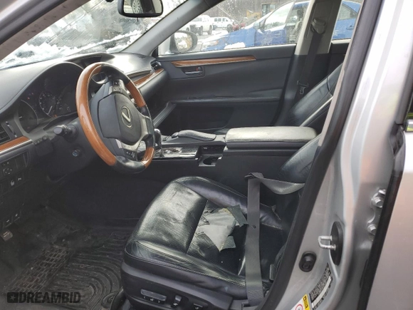 2013 Lexus ES 300h Hybrid with VIN JTHBW1GGXD2015825, listed as a Copart auction lot 86022864 with 8,417 mi miles and Clean Title. Bid and sale history available at carsss.com. Image 7.