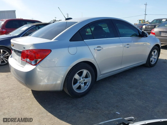 2015 Chevrolet Cruze LT with VIN 1G1PC5SB1F7149754, listed as a IAAI auction lot 42009935 with 156,173 mi miles. Bid and sale history available at carsss.com. Image 4.