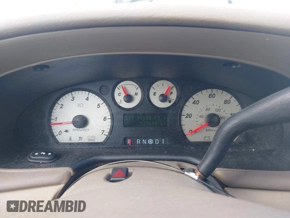 2004 Mercury Sable LS Premium with VIN 1MEFM55S04A619587, listed as a IAAI auction lot 41571950 with 125,444 mi miles and . Bid and sale history available at DreamBid. Image 7.