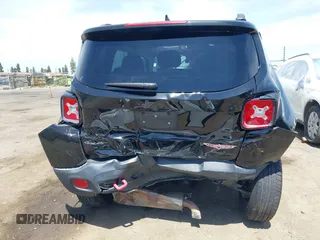 2017 Jeep Renegade Trailhawk z VIN ZACCJBCB4HPE54731, wystawiony jako IAAI lot #42282950 z przebiegiem 101 418 mil mil oraz . Historia ofert i sprzedaży dostępna na DreamBid. Obrazek 16.