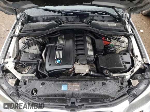 2008 BMW 5 Series 528i with VIN WBANU53518C113414, listed as a Copart auction lot 57770515 with 241,694 mi miles and Salvage title. Bid and sale history available at DreamBid. Image 11.