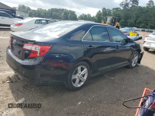 2014 Toyota Camry L with VIN 4T1BF1FK2EU840136, listed as a Copart auction lot 54610285 with 114,704 mi miles and Salvage Title. Bid and sale history available at DreamBid. Image 3.