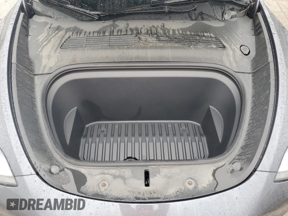 2021 Tesla Model Y Long Range z VIN 5YJYGDEE6MF209034, wystawiony jako Copart lot #57313585 z przebiegiem 54 259 mil mil oraz Szkoda całkowita • Salvage title. Historia ofert i sprzedaży dostępna na DreamBid. Obrazek 11.