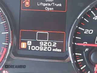 2021 Subaru WRX z VIN JF1VA1A68M9801794, wystawiony jako IAAI lot #42421444 z przebiegiem 100 920 mil mil oraz . Historia ofert i sprzedaży dostępna na DreamBid. Obrazek 7.