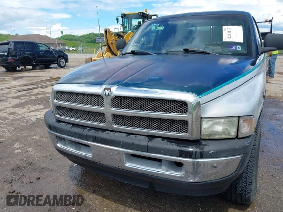 1998 Dodge 1500 z VIN 3B7HF13Y8WG131724, wystawiony jako IAAI lot #42214113 z przebiegiem 223 535 mil mil oraz . Historia ofert i sprzedaży dostępna na DreamBid. Obrazek 12.