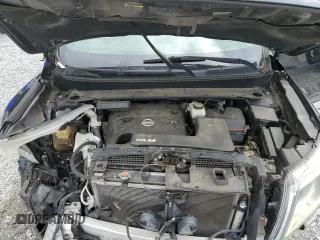 2014 Nissan Pathfinder Platinum with VIN 5N1AR2MN6EC616668, listed as a Copart auction lot 60148785 with 139,289 mi miles and Salvage title. Bid and sale history available at DreamBid. Image 12.