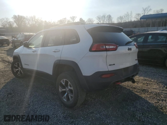 2015 Jeep Cherokee Trailhawk z VIN 1C4PJMBSXFW642149, wystawiony jako Copart lot #46656565 z przebiegiem 100 496 mil mil oraz Szkoda całkowita • Salvage title. Historia ofert i sprzedaży dostępna na DreamBid. Obrazek 2.