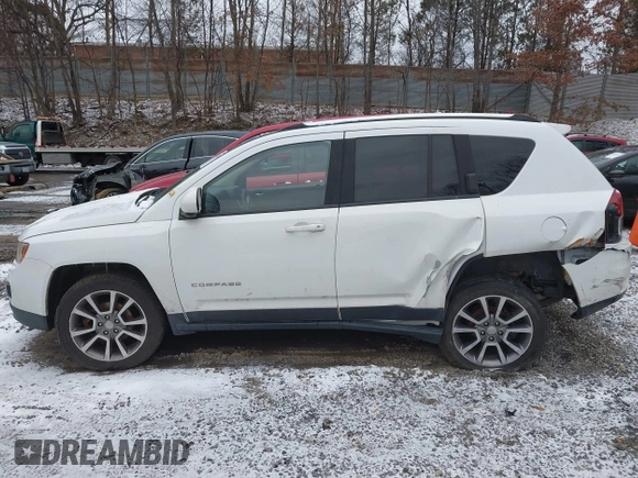 2015 Jeep Compass Limited with VIN 1C4NJDCB9FD216387, listed as a IAAI auction lot 41231484 with 95,436 mi miles. Bid and sale history available at carsss.com. Image 13.