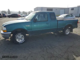 1998 Ford Ranger XL with VIN 1FTYR14C7WPA35041, listed as a Copart auction lot 42667905 with 181,512 mi miles and Clean Title. Bid and sale history available at carsss.com. Image 1.