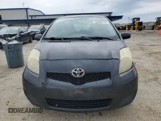 2010 Toyota Yaris z VIN JTDJT4K37A5290297, wystawiony jako Copart lot #56980175 z przebiegiem 459 391 mil mil oraz Czysty tytuł • Clean title. Historia ofert i sprzedaży dostępna na DreamBid. Obrazek 5.