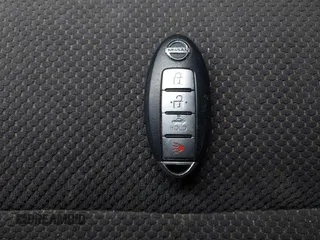 2008 Nissan Altima 2.5 S with VIN 1N4AL21E28C214070, listed as a IAAI auction lot 37537543 with 30,659 mi miles. Bid and sale history available at carsss.com. Image 11.
