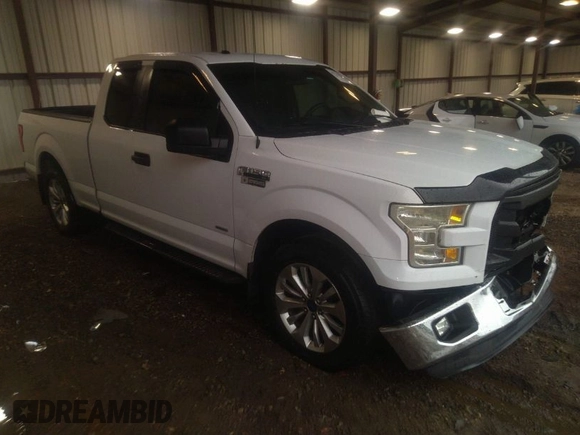 2016 Ford F-150 XL with VIN 1FTEX1CP2GKF17539, listed as a IAAI auction lot 41564689 with 251,000 mi miles and . Bid and sale history available at carsss.com. Image 1.