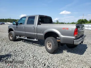 2003 Ford F-250 XL z VIN 1FTNW21F93EA13341, wystawiony jako Copart lot #59484025 z przebiegiem Nie podano mil oraz Szkoda całkowita • Salvage title. Historia ofert i sprzedaży dostępna na DreamBid. Obrazek 2.