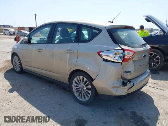 2017 Ford C-Max SE z VIN 1FADP5AU7HL117831, wystawiony jako IAAI lot #42034045 z przebiegiem 124 014 mil mil oraz . Historia ofert i sprzedaży dostępna na DreamBid. Obrazek 3.