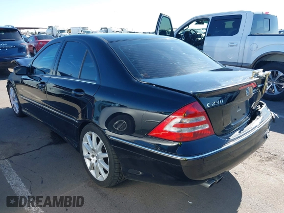 2007 Mercedes-Benz C 230 Sport с VIN WDBRF52H87F935195, выставлен на аукционе IAAI как лот 42572285 с пробегом 155 062 миль миль и . История ставок и продаж доступна на DreamBid. Изображение 3.