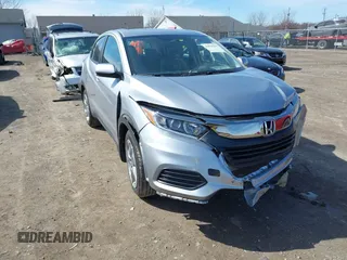 2022 Honda HR-V LX with VIN 3CZRU6H32NM736398, listed as a IAAI auction lot 41859975 with 17,573 mi miles. Bid and sale history available at carsss.com. Image 1.