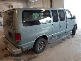2006 Ford Econoline Passenger XL z VIN 1FMRE11L96DA99048, wystawiony jako IAAI lot #42673491 z przebiegiem 120 776 mil mil oraz . Historia ofert i sprzedaży dostępna na DreamBid. Obrazek 4.